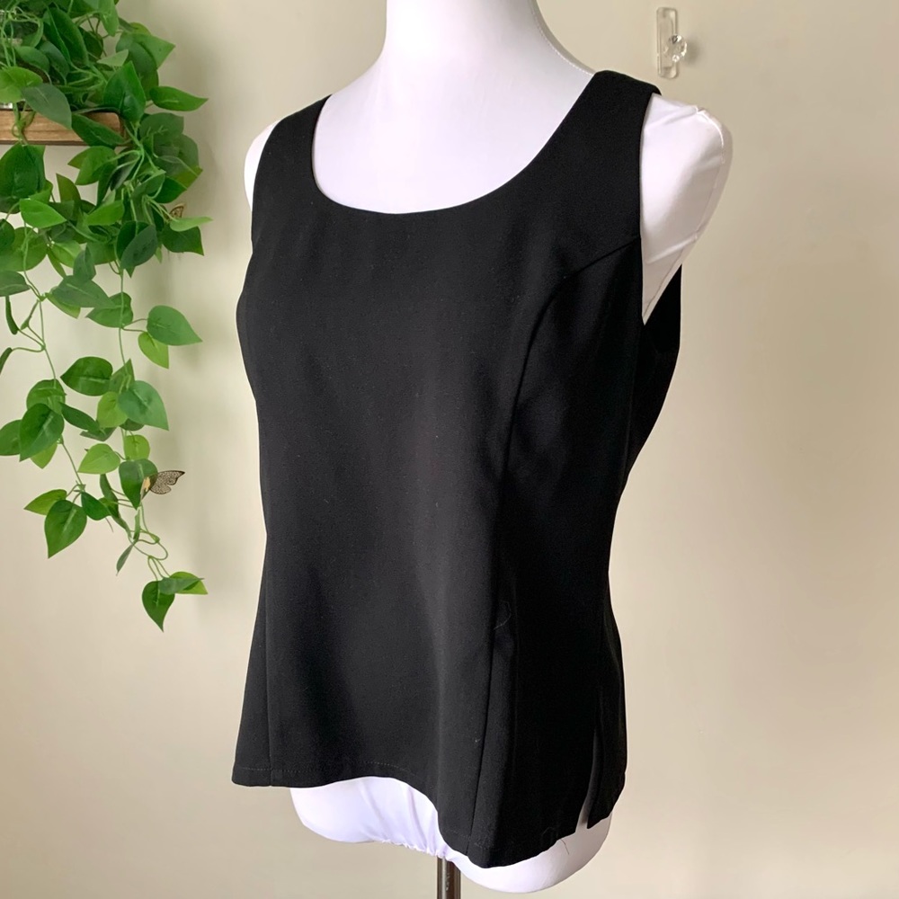 Criscione Jacket and Tank - Picture 5 of 11
